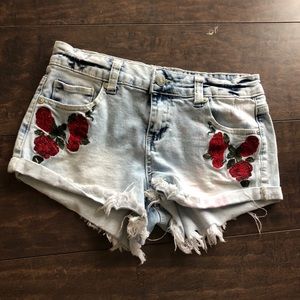 Super cute embroidered denim shorts